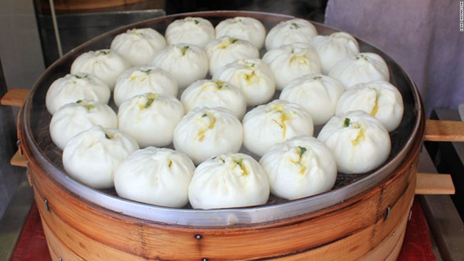 150320140716-shanghai-street-food-man-tou-super-169